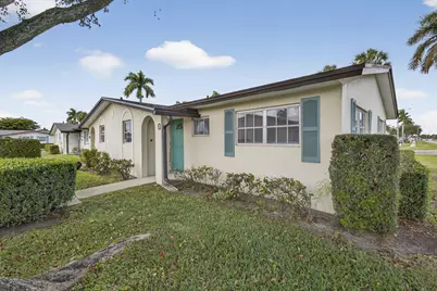 2960 Ashley Drive E #D, West Palm Beach, FL 33415 - Photo 1