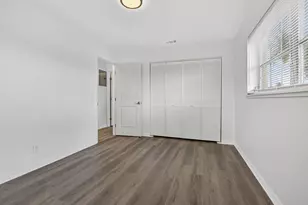 2960 Ashley Dr E, West Palm Beach, FL 33415 - Photo 16