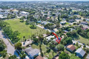 237 SW 3rd Ave, Delray Beach, FL 33444 - Photo 32