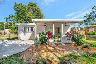 237 SW 3rd Ave, Delray Beach, FL 33444 - Photo 1