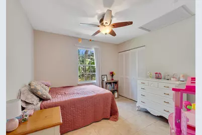 1304 32nd Avenue SW, Vero Beach, FL 32968 - Photo 14