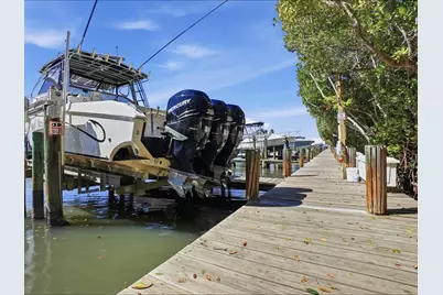 3206 S Lakeview Circle #1105, Hutchinson Island, FL 34949 - Photo 2