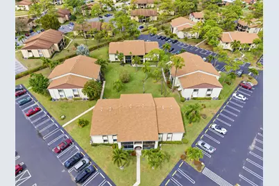 331 Knotty Pine Circle #D-2, Greenacres, FL 33463 - Photo 1