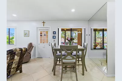 331 Knotty Pine Circle #D-2, Greenacres, FL 33463 - Photo 12