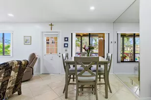 331 Knotty Pine Cir, Greenacres, FL 33463 - Photo 12