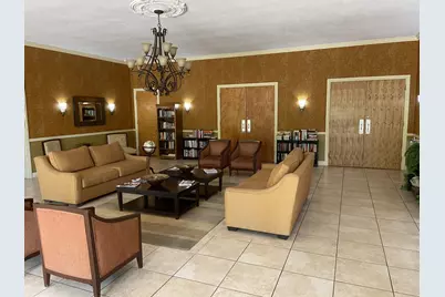 705 Lori Drive #315, Palm Springs, FL 33461 - Photo 8