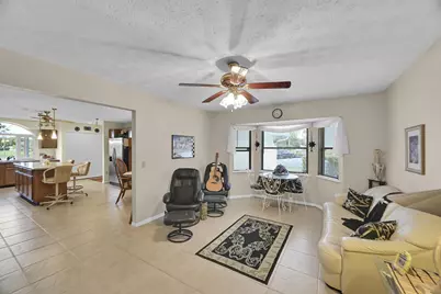 8690 Shadylake Lane, Fort Pierce, FL 34947 - Photo 4
