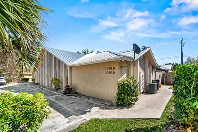 13916 Folkestone Circle, Wellington, FL 33414 - Photo 32