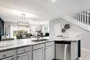 13354 Georgian Ct, Wellington, FL 33414 - Photo 10