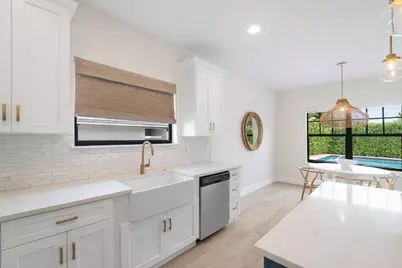 7606 S Olive Avenue, West Palm Beach, FL 33405 - Photo 12