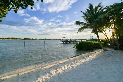 114 W Riverside Drive, Jupiter, FL 33469 - Photo 16