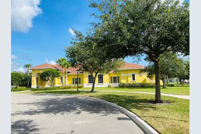 9724 Apollo Avenue, Fort Pierce, FL 34945 - Photo 12