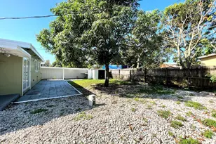 67 Tortuga Rd, Palm Springs, FL 33461 - Photo 14