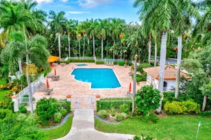 9848 Crescent View Dr S, Boynton Beach, FL 33437 - Photo 42