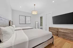 785 NE 70th St, Boca Raton, FL 33487 - Photo 46