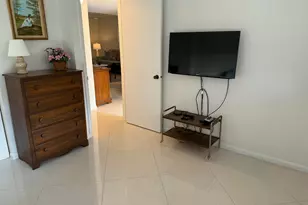 18081 SE Country Club Dr, Jupiter, FL 33469 - Photo 8