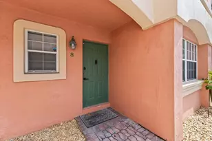 801 NE 1st St, Fort Lauderdale, FL 33301 - Photo 2