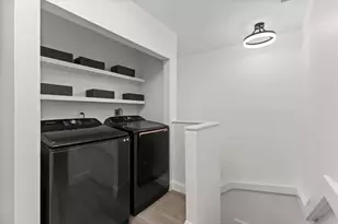 801 NE 1st St, Fort Lauderdale, FL 33301 - Photo 14