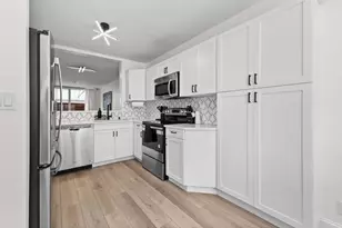 801 NE 1st St, Fort Lauderdale, FL 33301 - Photo 8