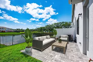 7645 SW Lucy Ln, Stuart, FL 34997 - Photo 12