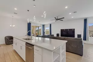 5216 NW Iredell St, Port Saint Lucie, FL 34986 - Photo 4