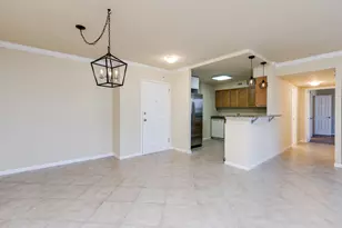 1000 Spanish River Rd, Boca Raton, FL 33432 - Photo 12