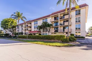 1000 Spanish River Rd, Boca Raton, FL 33432 - Photo 2