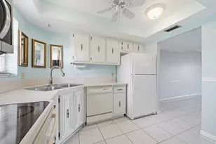 18081 SE Country Club Dr, Jupiter, FL 33469 - Photo 12