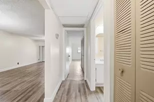 1981 W Woolbright Rd, Boynton Beach, FL 33426 - Photo 8