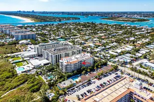 155 S Ocean Ave, Palm Beach Shores, FL 33404 - Photo 46