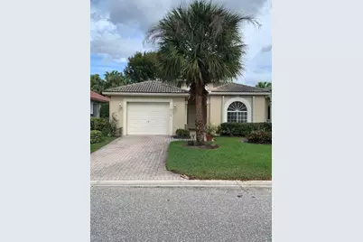 8010 Bellafiore Way, Boynton Beach, FL 33473 - Photo 2
