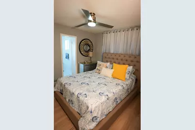 448 Alemeda Drive, Palm Springs, FL 33461 - Photo 10