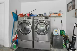 33 Selby Ln, Palm Beach Gardens, FL 33418 - Photo 32