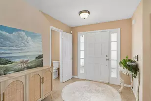 33 Selby Ln, Palm Beach Gardens, FL 33418 - Photo 4