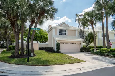 33 Selby Lane, Palm Beach Gardens, FL 33418 - Photo 1