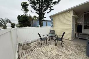 6085 Seashore Dr, Atlantis, FL 33462 - Photo 18