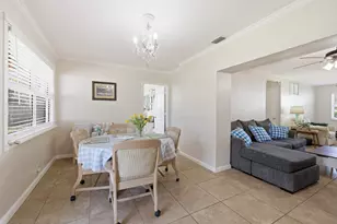 305 Circle E, Jupiter, FL 33458 - Photo 8