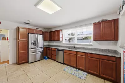 305 Circle E, Jupiter, FL 33458 - Photo 10