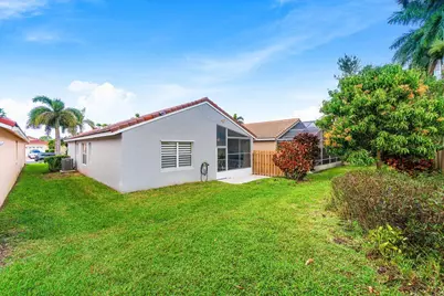 9562 Cherry Blossom Court, Boynton Beach, FL 33437 - Photo 24