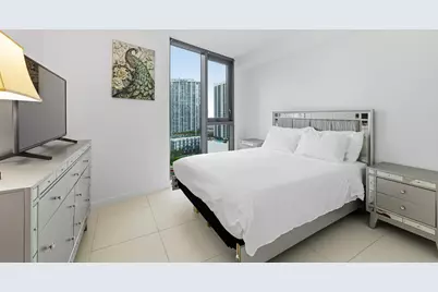 31 SE 6th Street #2601, Miami, FL 33131 - Photo 12