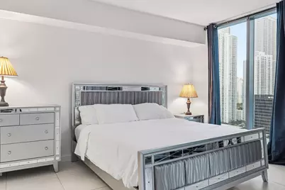 31 SE 6th Street #2601, Miami, FL 33131 - Photo 18