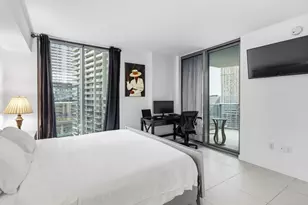 31 SE 6th St, Miami, FL 33131 - Photo 20