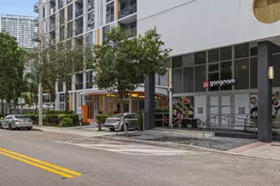 31 SE 6th St, Miami, FL 33131 - Photo 36