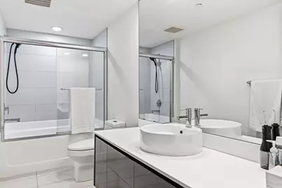 31 SE 6th Street #2601, Miami, FL 33131 - Photo 18