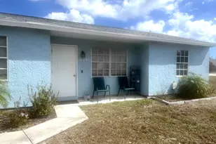 2397 SE West Blackwell Dr, Port Saint Lucie, FL 34952 - Photo 2