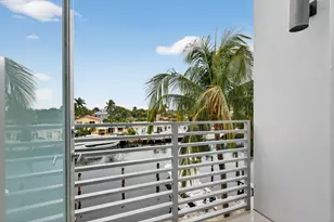 2743 NE 1st St, Pompano Beach, FL 33062 - Photo 20