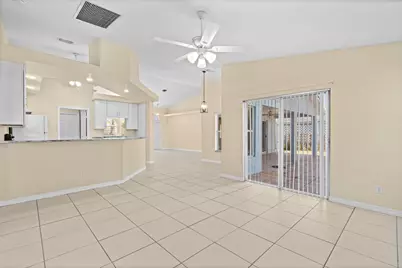 241 SE Starfish, Port Saint Lucie, FL 34984 - Photo 16