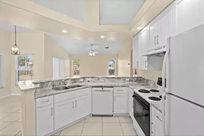 241 SE Starfish, Port Saint Lucie, FL 34984 - Photo 12