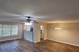 201 Manatee Ln, Fort Pierce, FL 34982 - Photo 2