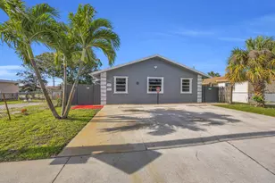 1565 W 28th St, Riviera Beach, FL 33404 - Photo 2